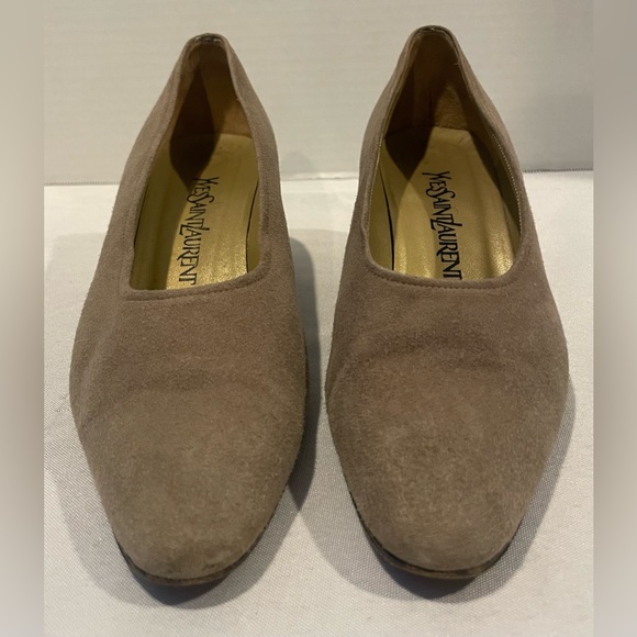 YVES SAINT LAURENT Vintage Tan Suede Pumps Heels Women’s Size 7 1/2 - Picture 2 of 8